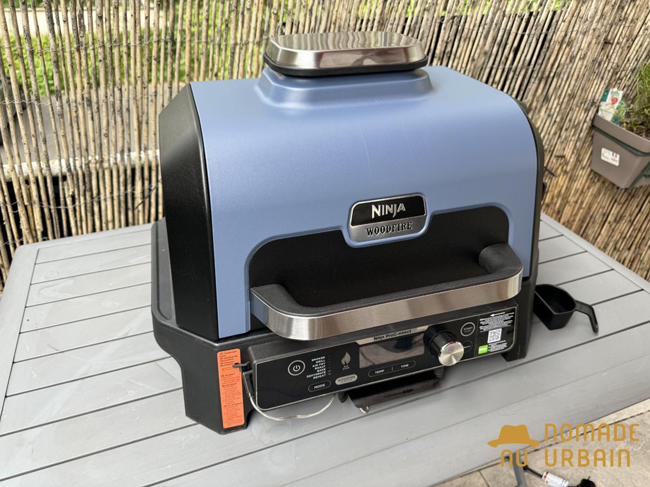 Design du Ninja Woodfire Pro Connect XL : Une machine massive, conçue pour durer