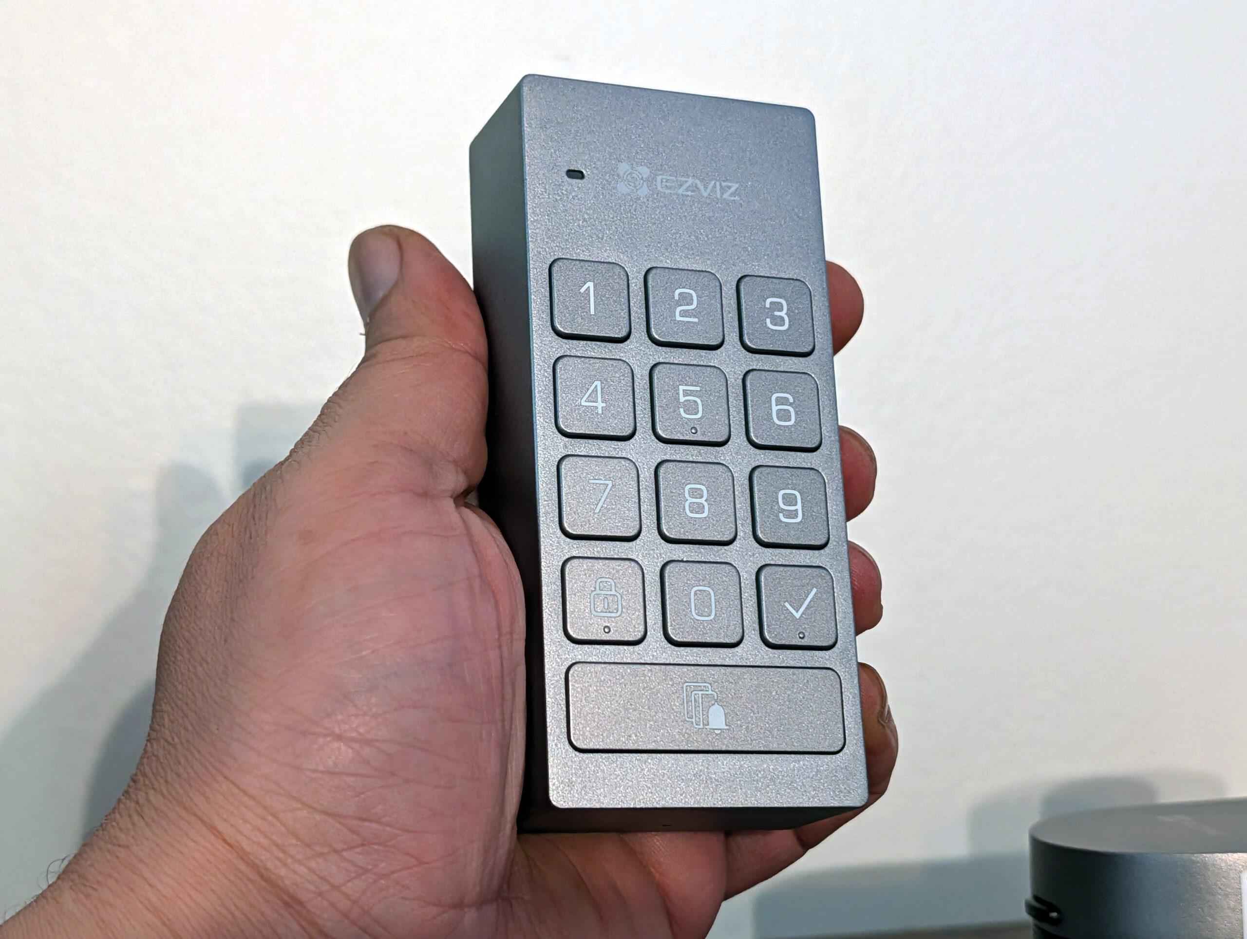 Design du Ezviz DL01 Pro Kit : une esthétique sans fioritures mais efficace