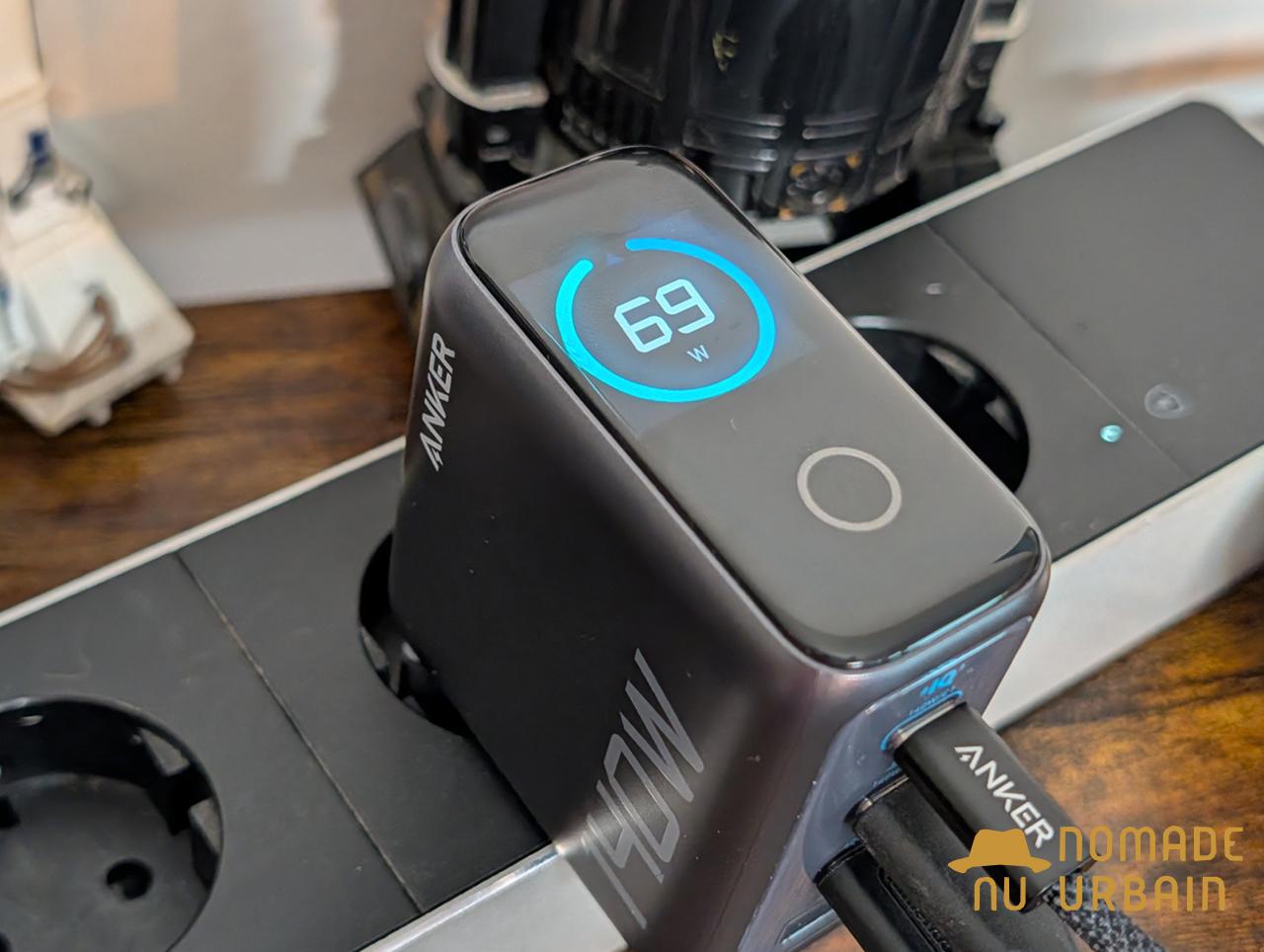J’ai testé l’Anker Zolo 140W, un chargeur gros, lourd, et pourtant il ne me quitte plus