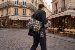 Avec EGONLAB, le sac à dos Eastpak passe à la ceinture