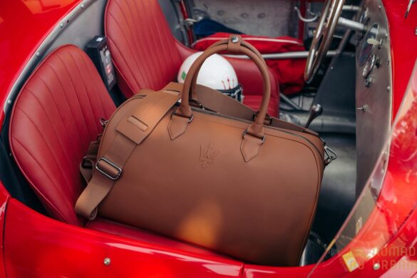 Le cuir de ce sac de voyage d&rsquo;exception partage une filiation intime avec l&rsquo;intérieur des Maserati