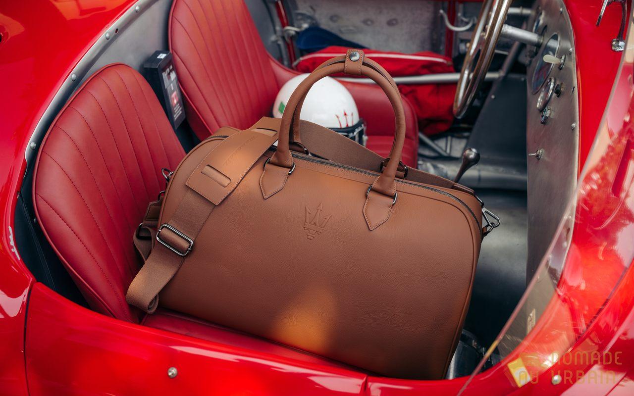 Le cuir de ce sac de voyage d&rsquo;exception partage une filiation intime avec l&rsquo;intérieur des Maserati