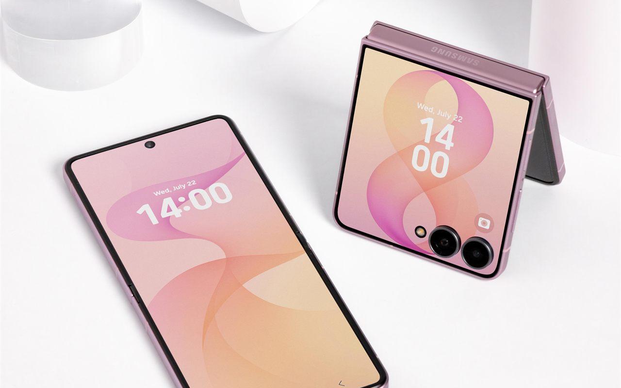Galaxy Z Flip8, déplié et en mode tente