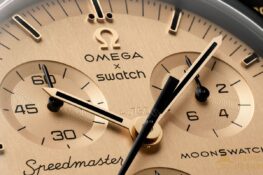 Pour retourner sur la Lune, cette montre est faite d&rsquo;or qui a déjà une histoire horlogère