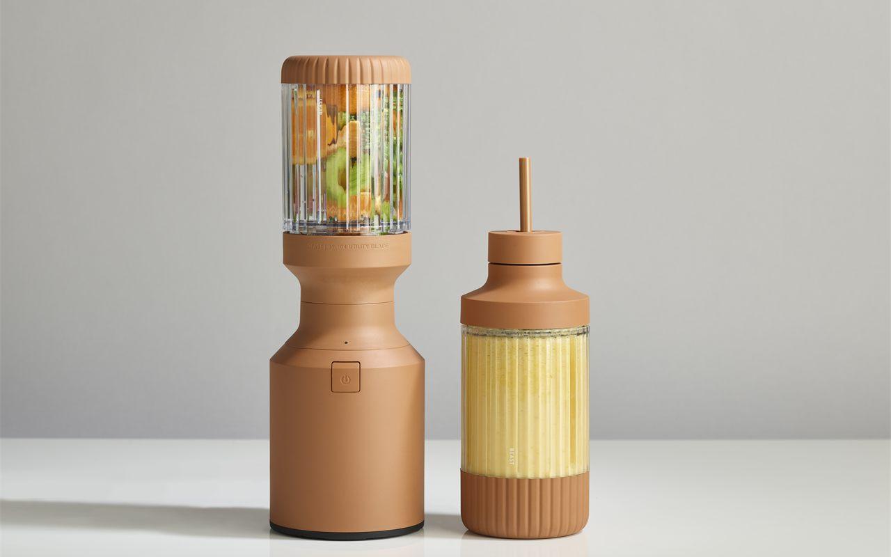 Le blender Beast Health Mighty 850 Plus dans son coloris terracotta