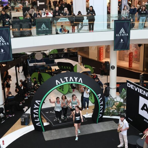 Rameurs et sacs de sable : le sport en salle se donne en spectacle au Jardin Darcy