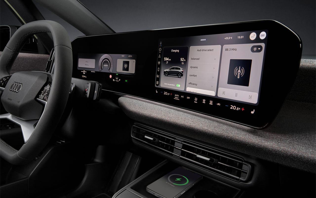 Socle de recharge sans fil et écran tactile de l'Audi A2 e-tron