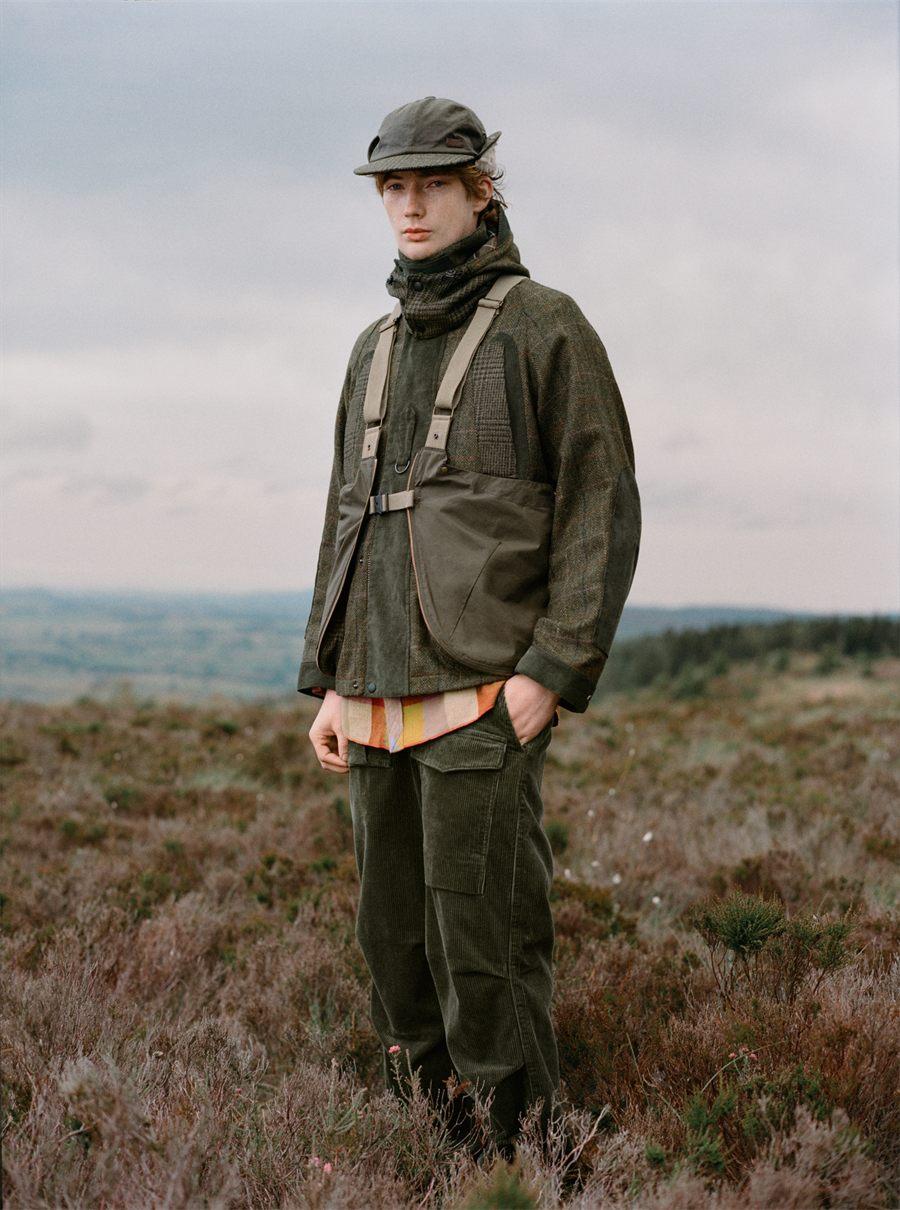 Le même Bag/Vest déplié et porté en gilet sur la Wool Jacket