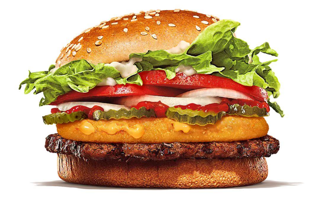 Le Cheddar Whopper de Burger King, bœuf grillé à la flamme et donut Cheddar