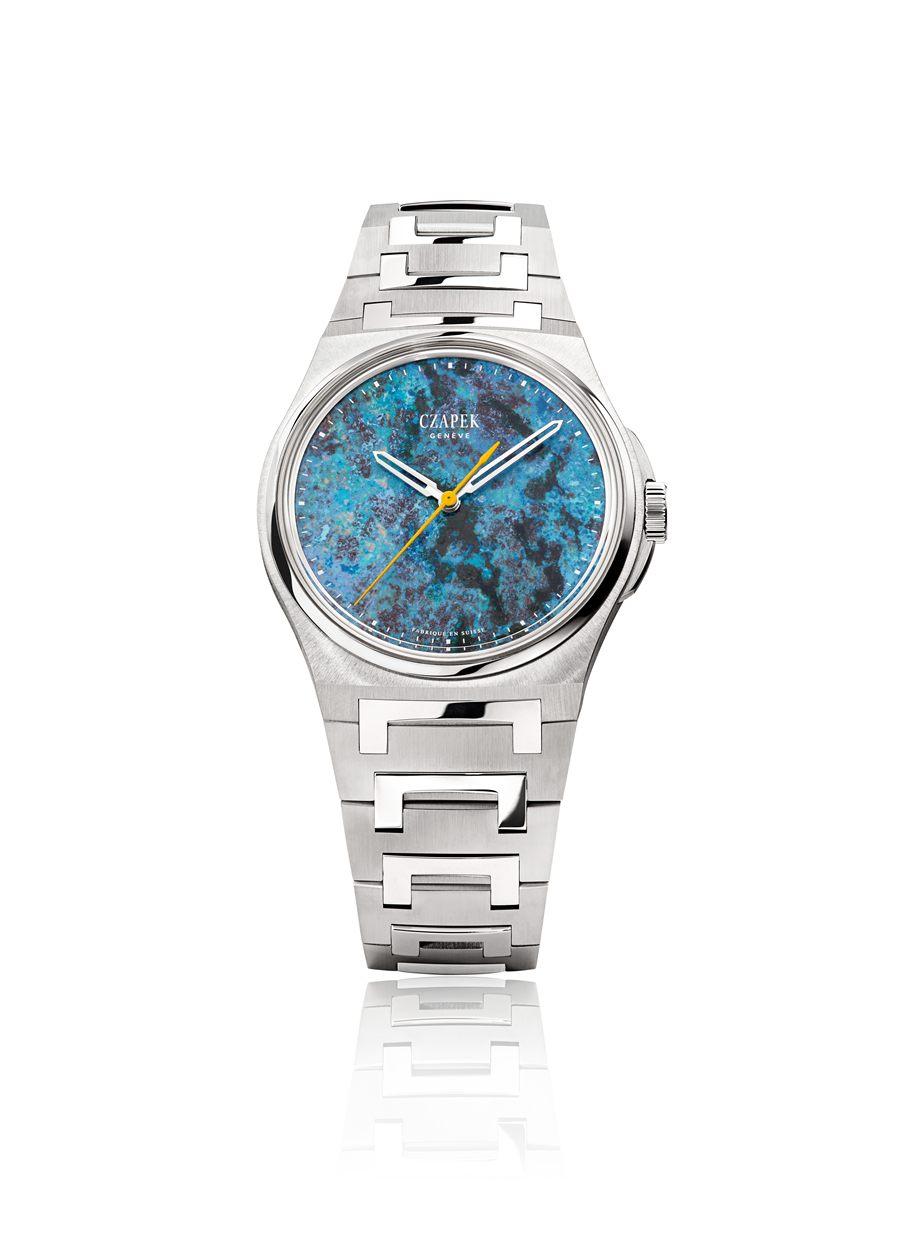 Czapek Antarctique Secret Reef sur son bracelet acier intégré