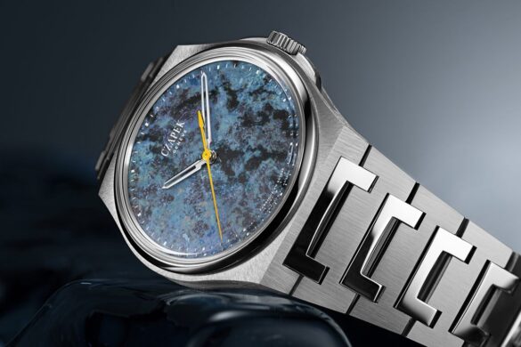 Du bleu profond, du turquoise et des veines vertes : Czapek et Bucherer ont taillé le cadran de l&rsquo;Antarctique Secret Reef dans un minéral qui a tout d&rsquo;un récif