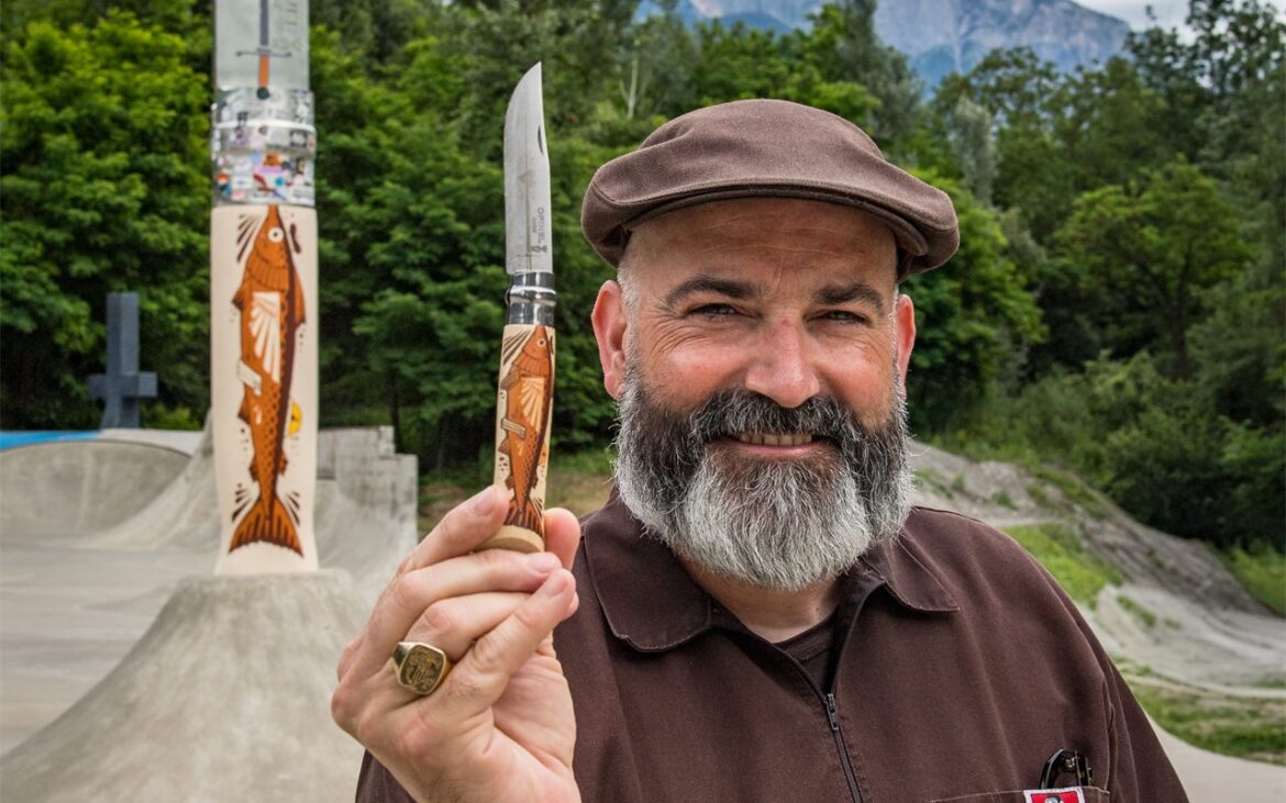 Le couteau Opinel que vous sortez au pique-nique s&rsquo;offre une robe de poisson signée Jeremy Fish.
