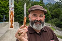 Le couteau Opinel que vous sortez au pique-nique s&rsquo;offre une robe de poisson signée Jeremy Fish.