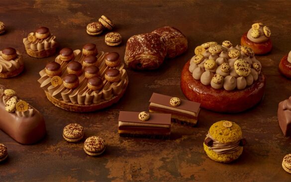 Vous connaissez le macaron Mogador de Pierre Hermé ? Cette rentrée, son fruit de la passion et son chocolat au lait se dégustent du petit déjeuner au dessert.