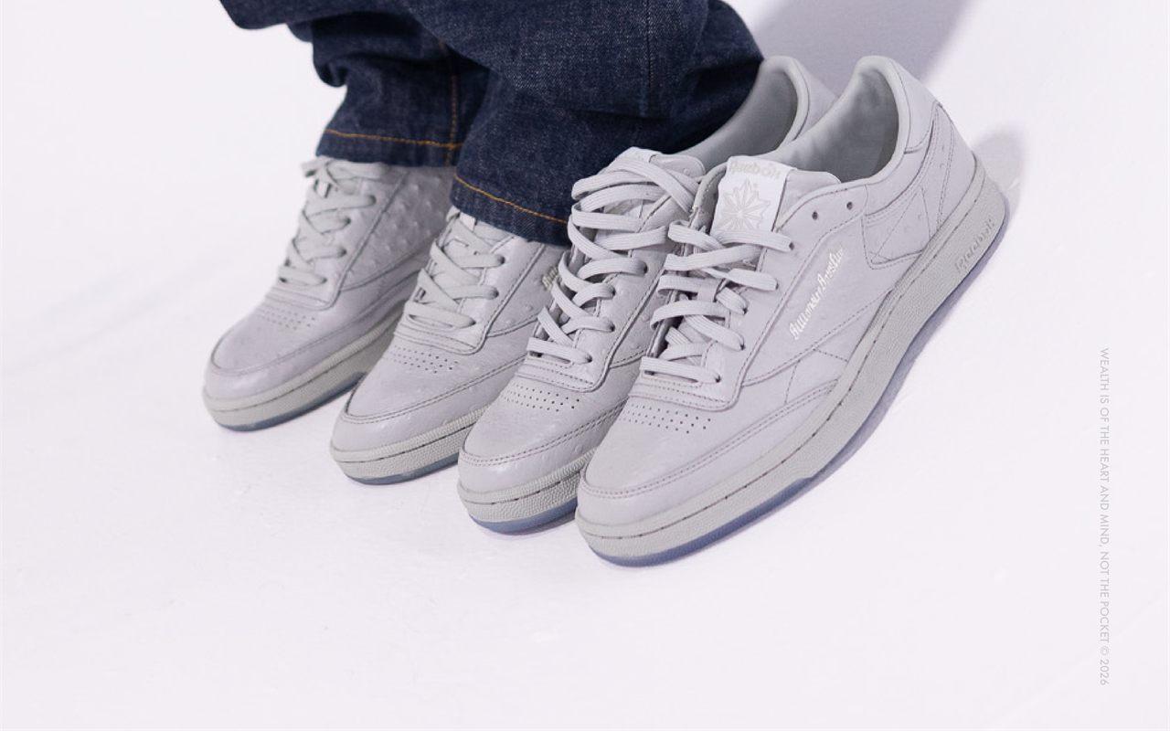 Quoi de plus terre à terre qu&rsquo;une paire de sneakers ? Pas la Reebok Club C 85 de Billionaire Boys Club, qui à défaut de vous faire marcher sur la Lune vous la met sous les pas.