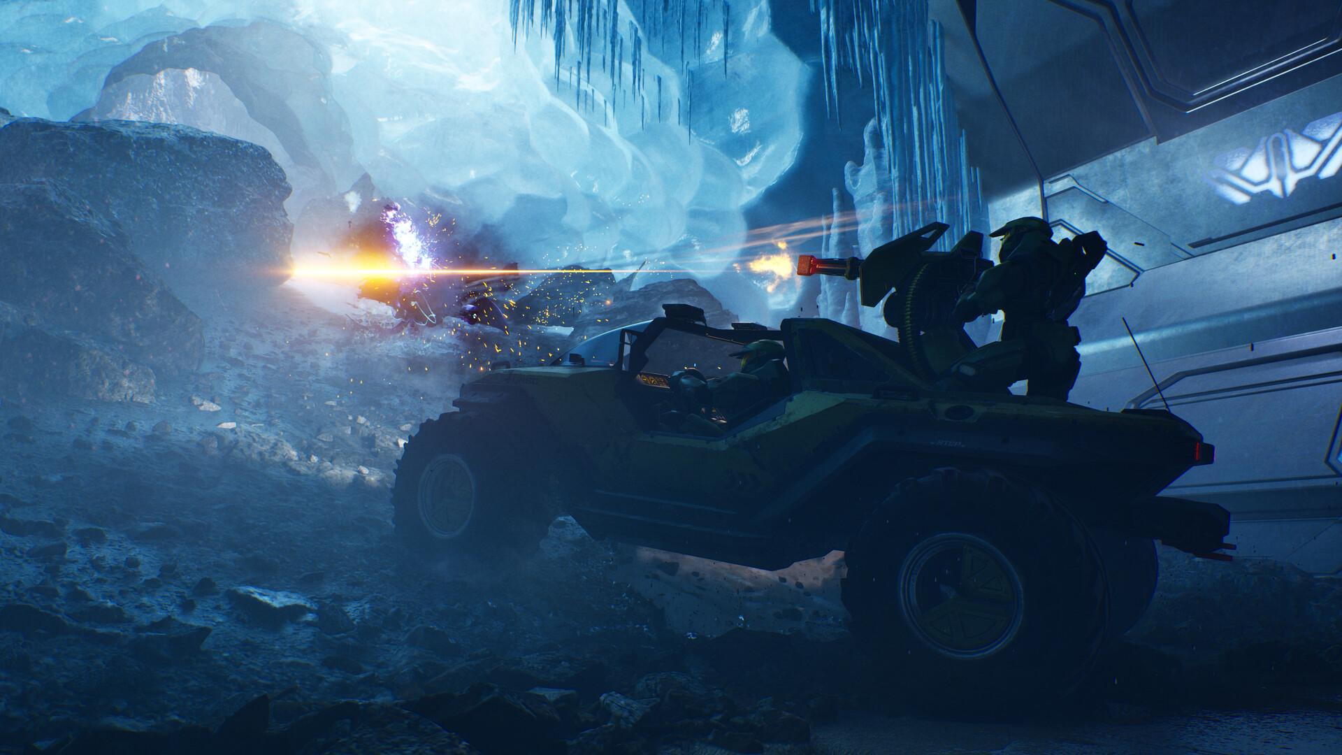 Halo: Campaign Evolved, un Warthog ouvre le feu dans une caverne de glace