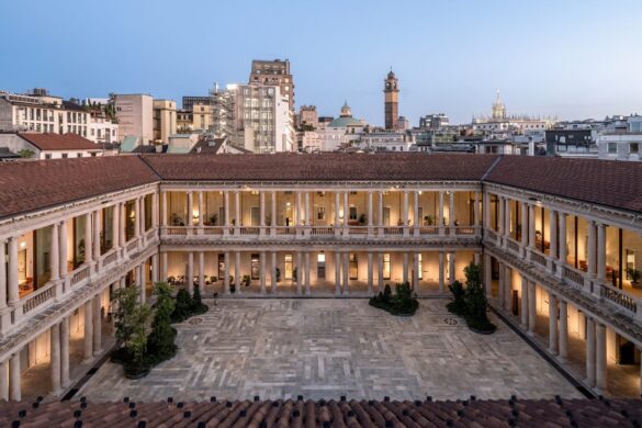 Faites du 39e meilleur hôtel du monde votre QG milanais : l&rsquo;hôtel Portrait Milano vous loge dans un ancien séminaire, à quelques foulées des plus grandes maisons de couture italiennes.