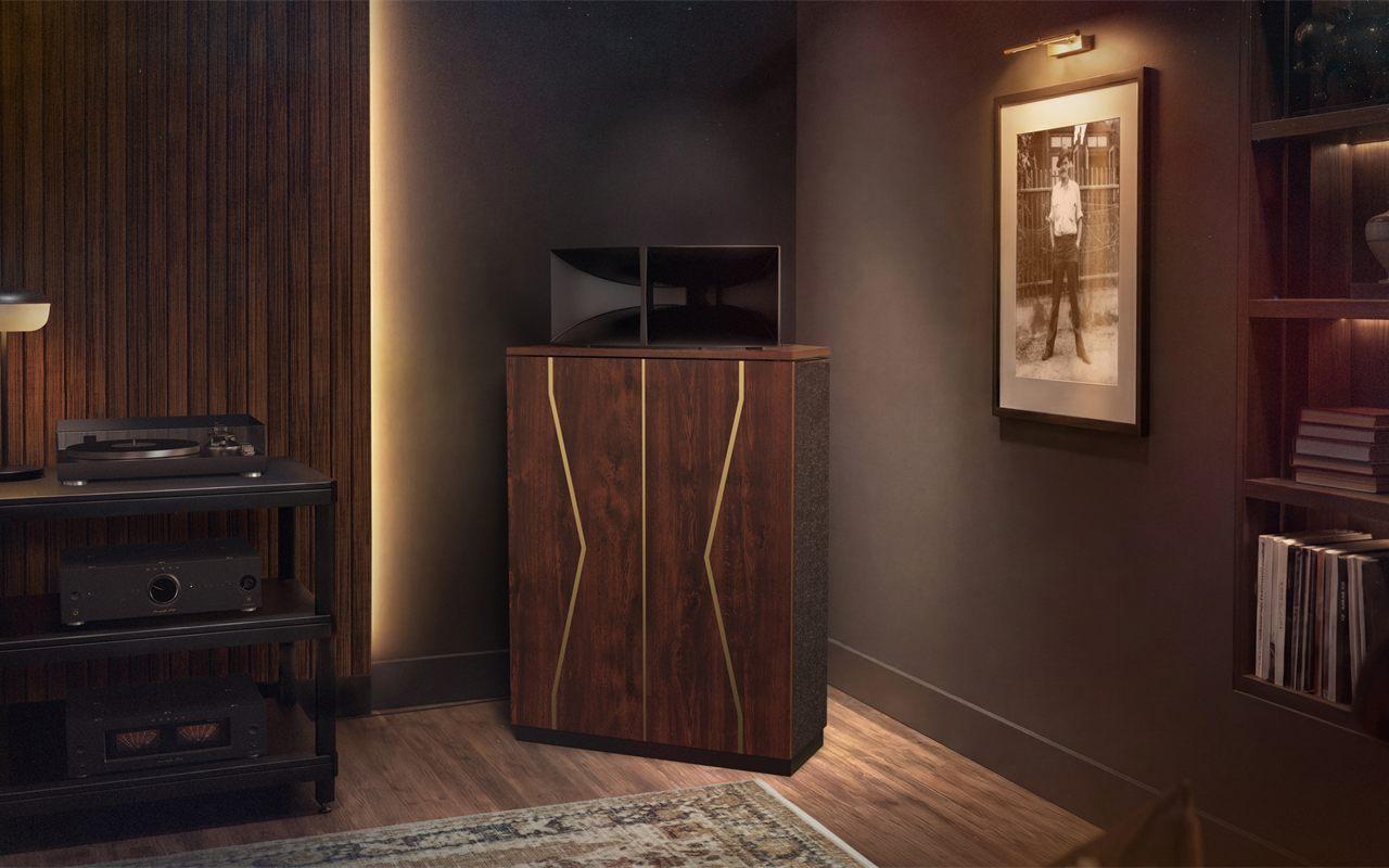 Façade en Tigerwood de la Klipschorn avec ses trois filets de laiton incrustés