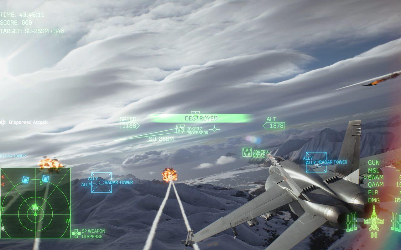 Un combat aérien au-dessus de montagnes enneigées, missiles en vol