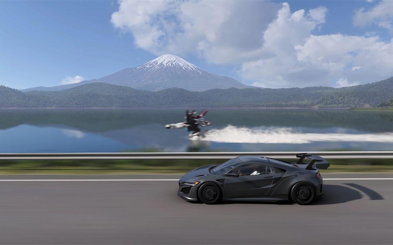 Épreuve Showcase de Forza Horizon 6 contre un mécha géant au pied du mont Fuji