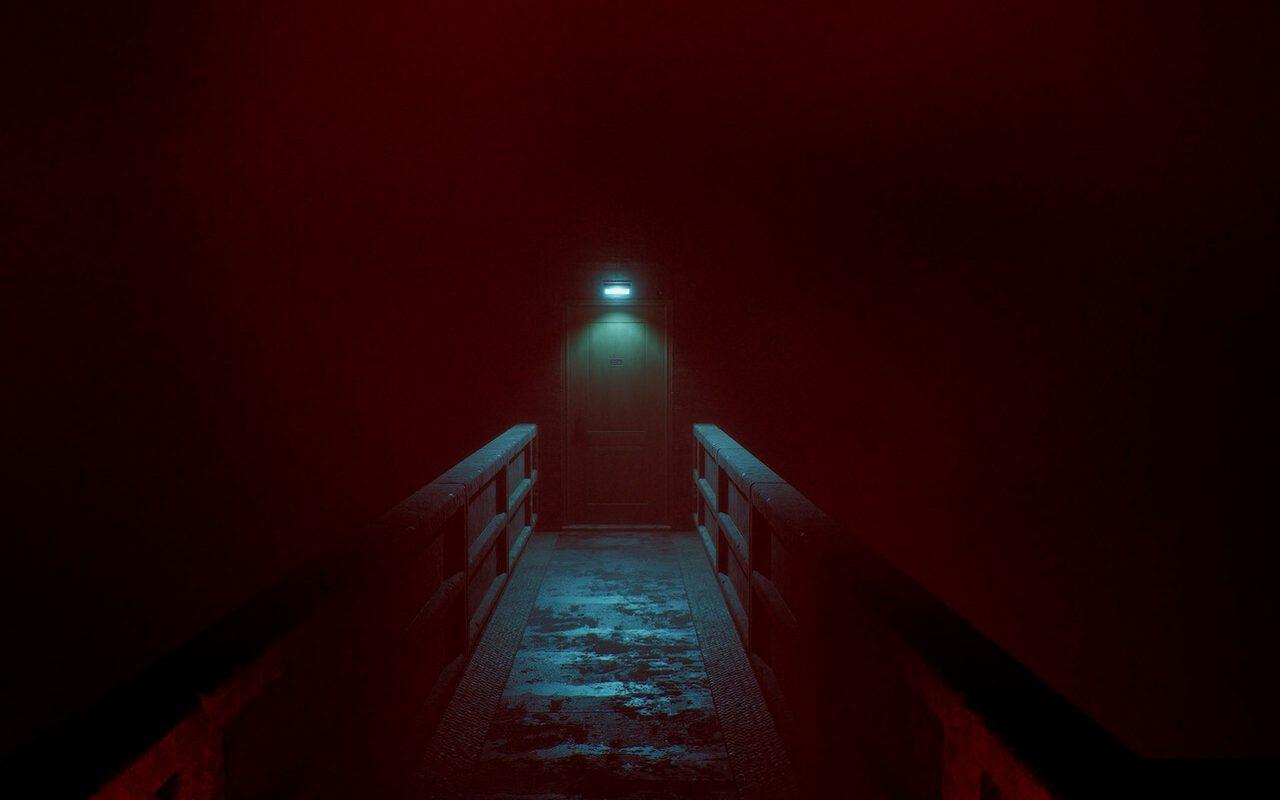 Un couloir baigné de lumière rouge, dans le versant altéré de St. Amelia