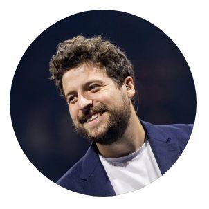 Luttilutti, streamer et commentateur de la finale du tournoi IKEA Xbox